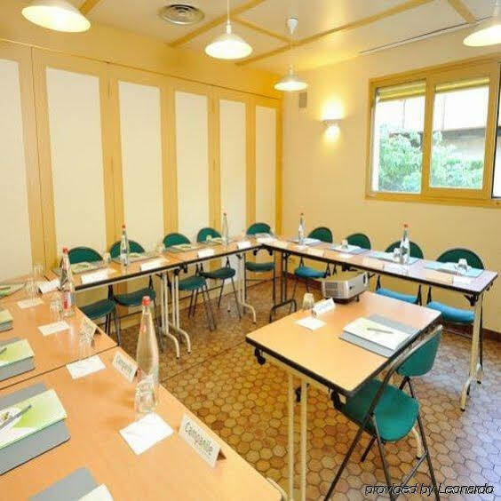 Campanile Cholet Ξενοδοχείο Εξωτερικό φωτογραφία